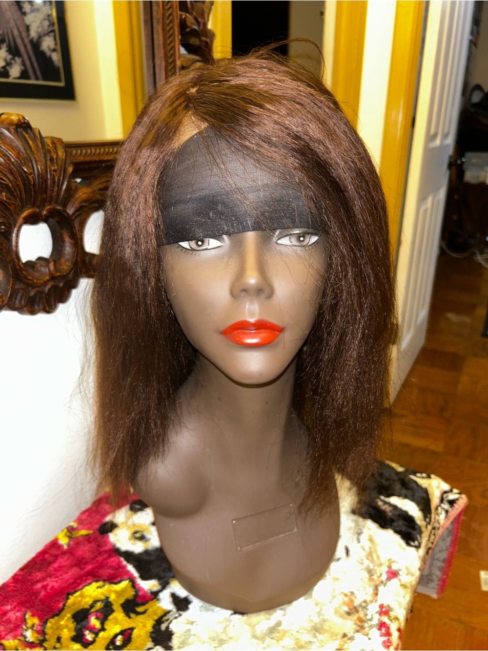 Brown Women's Lace Front Wig - Stylish Natural Look